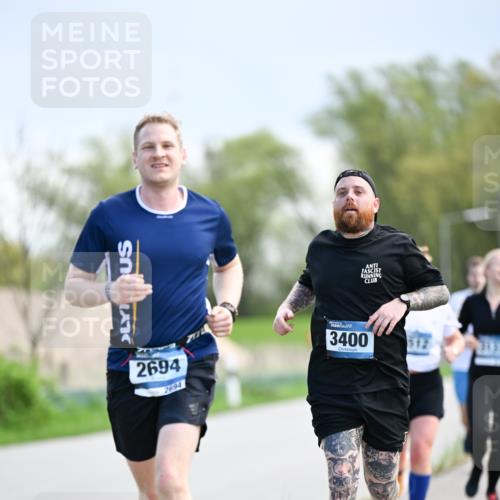 07.04.2024 - 43. Internationalen Wilhelmsburger Insellauf Dr. Thomas Lammeyer http://msf.ph/oto/6048606 07.04.2024 11:12:14 Laufen 2694, 2694, 3400, 512 meine-sportfotos.de