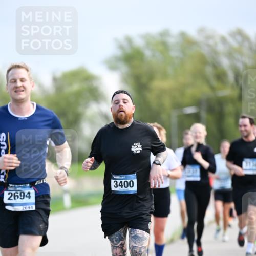 07.04.2024 - 43. Internationalen Wilhelmsburger Insellauf Dr. Thomas Lammeyer http://msf.ph/oto/6048609 07.04.2024 11:12:14 Laufen 2694, 2694, 3400 meine-sportfotos.de