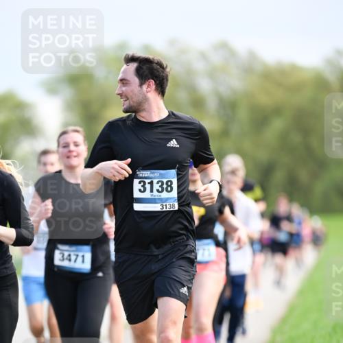 07.04.2024 - 43. Internationalen Wilhelmsburger Insellauf Dr. Thomas Lammeyer http://msf.ph/oto/6048653 07.04.2024 11:12:18 Laufen 3471, 3138, 3138 meine-sportfotos.de