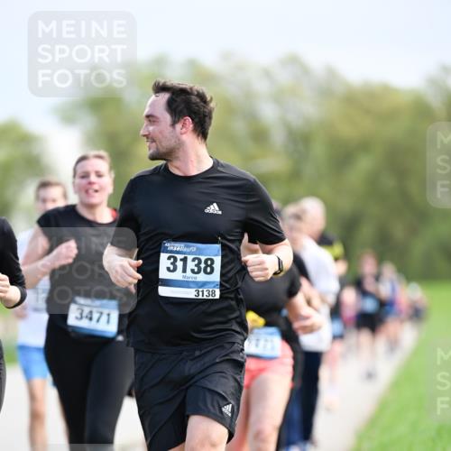 07.04.2024 - 43. Internationalen Wilhelmsburger Insellauf Dr. Thomas Lammeyer http://msf.ph/oto/6048655 07.04.2024 11:12:18 Laufen 3471, 3138, 3138 meine-sportfotos.de