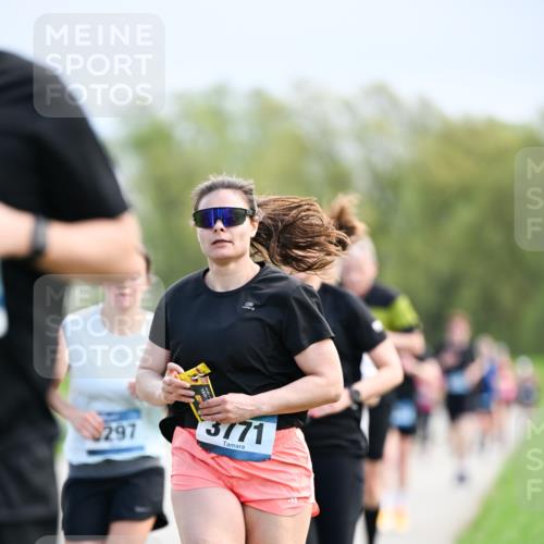 07.04.2024 - 43. Internationalen Wilhelmsburger Insellauf Dr. Thomas Lammeyer http://msf.ph/oto/6048674 07.04.2024 11:12:20 Laufen 297, 3771 meine-sportfotos.de