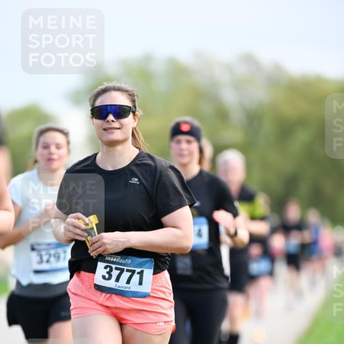 07.04.2024 - 43. Internationalen Wilhelmsburger Insellauf Dr. Thomas Lammeyer http://msf.ph/oto/6048684 07.04.2024 11:12:21 Laufen 3297, 3771 meine-sportfotos.de