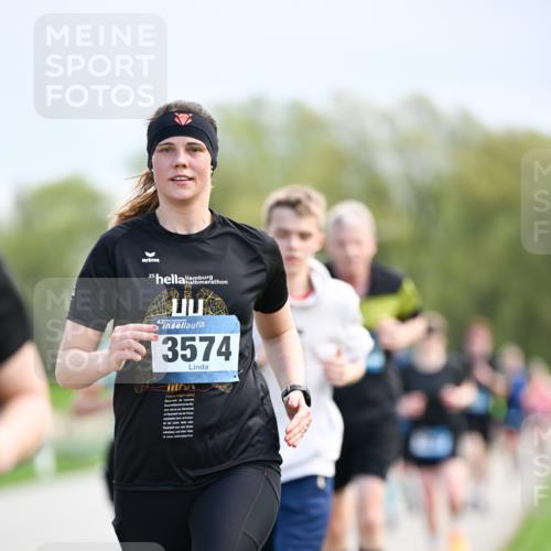 07.04.2024 - 43. Internationalen Wilhelmsburger Insellauf Dr. Thomas Lammeyer http://msf.ph/oto/6048697 07.04.2024 11:12:22 Laufen 3574 meine-sportfotos.de