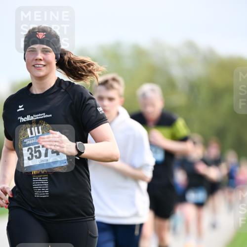 07.04.2024 - 43. Internationalen Wilhelmsburger Insellauf Dr. Thomas Lammeyer http://msf.ph/oto/6048704 07.04.2024 11:12:22 Laufen 357 meine-sportfotos.de