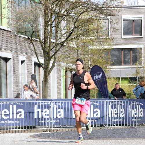 07.04.2024 - 43. Internationalen Wilhelmsburger Insellauf Strokosch-Dieckow http://msf.ph/oto/6048713 07.04.2024 11:18:58 Ziel 2392, 4387 meine-sportfotos.de