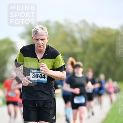 07.04.2024 - 43. Internationalen Wilhelmsburger Insellauf Dr. Thomas Lammeyer http://msf.ph/oto/6048729 07.04.2024 11:12:24 Laufen 3644 meine-sportfotos.de