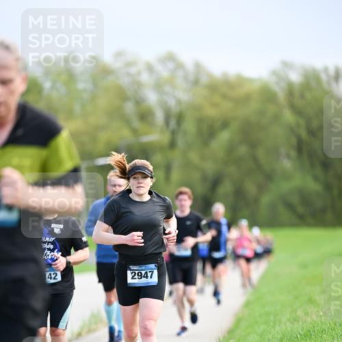 07.04.2024 - 43. Internationalen Wilhelmsburger Insellauf Dr. Thomas Lammeyer http://msf.ph/oto/6048731 07.04.2024 11:12:25 Laufen 42, 2947 meine-sportfotos.de