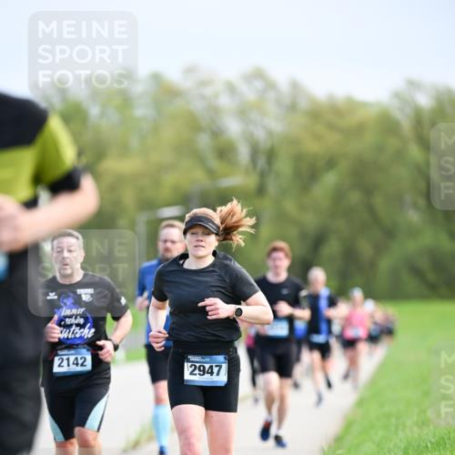 07.04.2024 - 43. Internationalen Wilhelmsburger Insellauf Dr. Thomas Lammeyer http://msf.ph/oto/6048737 07.04.2024 11:12:25 Laufen 2142, 2947 meine-sportfotos.de