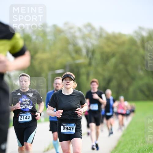 07.04.2024 - 43. Internationalen Wilhelmsburger Insellauf Dr. Thomas Lammeyer http://msf.ph/oto/6048740 07.04.2024 11:12:25 Laufen 2142, 2947 meine-sportfotos.de