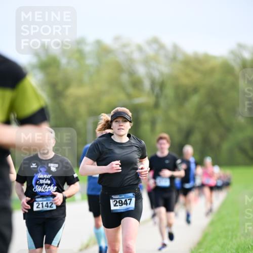 07.04.2024 - 43. Internationalen Wilhelmsburger Insellauf Dr. Thomas Lammeyer http://msf.ph/oto/6048742 07.04.2024 11:12:26 Laufen 2142, 2947 meine-sportfotos.de