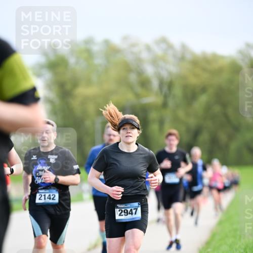 07.04.2024 - 43. Internationalen Wilhelmsburger Insellauf Dr. Thomas Lammeyer http://msf.ph/oto/6048744 07.04.2024 11:12:26 Laufen 2142, 2947 meine-sportfotos.de