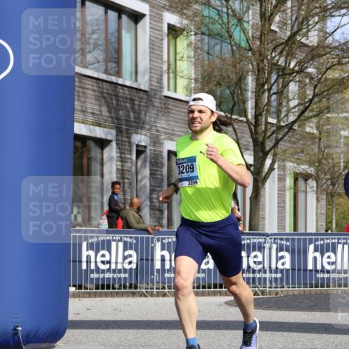 07.04.2024 - 43. Internationalen Wilhelmsburger Insellauf Strokosch-Dieckow http://msf.ph/oto/6048763 07.04.2024 11:18:47 Ziel 3209, 4362 meine-sportfotos.de