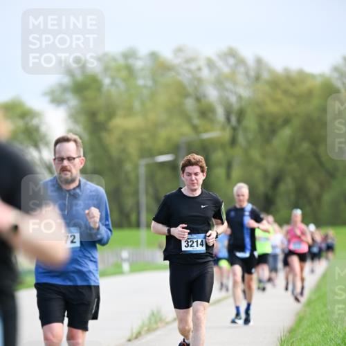 07.04.2024 - 43. Internationalen Wilhelmsburger Insellauf Dr. Thomas Lammeyer http://msf.ph/oto/6048780 07.04.2024 11:12:29 Laufen 72, 3214 meine-sportfotos.de