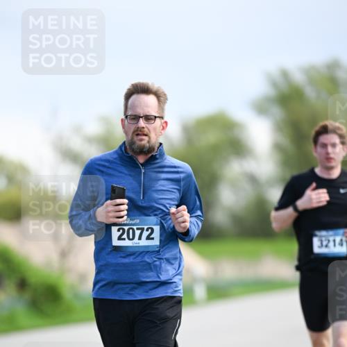 07.04.2024 - 43. Internationalen Wilhelmsburger Insellauf Dr. Thomas Lammeyer http://msf.ph/oto/6048807 07.04.2024 11:12:31 Laufen 2072, 3214 meine-sportfotos.de