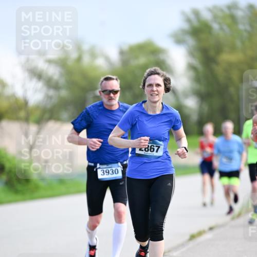 07.04.2024 - 43. Internationalen Wilhelmsburger Insellauf Dr. Thomas Lammeyer http://msf.ph/oto/6048853 07.04.2024 11:12:40 Laufen 3930, 867 meine-sportfotos.de