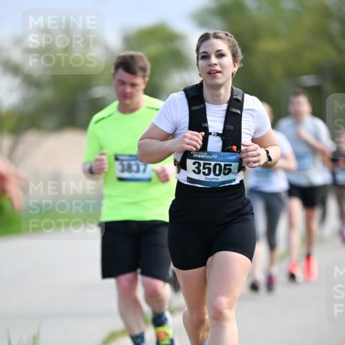 07.04.2024 - 43. Internationalen Wilhelmsburger Insellauf Dr. Thomas Lammeyer http://msf.ph/oto/6048899 07.04.2024 11:12:45 Laufen 3505 meine-sportfotos.de
