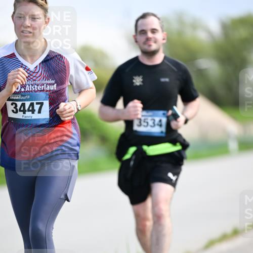07.04.2024 - 43. Internationalen Wilhelmsburger Insellauf Dr. Thomas Lammeyer http://msf.ph/oto/6048984 07.04.2024 11:13:01 Laufen 3447, 3534 meine-sportfotos.de
