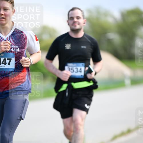 07.04.2024 - 43. Internationalen Wilhelmsburger Insellauf Dr. Thomas Lammeyer http://msf.ph/oto/6048985 07.04.2024 11:13:01 Laufen 147, 3534 meine-sportfotos.de