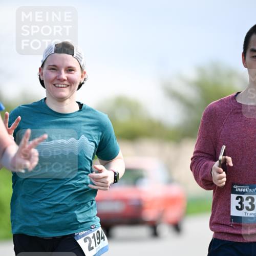 07.04.2024 - 43. Internationalen Wilhelmsburger Insellauf Dr. Thomas Lammeyer http://msf.ph/oto/6049023 07.04.2024 11:13:09 Laufen 2194, 43, 33 meine-sportfotos.de