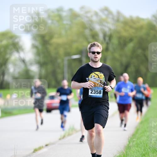 07.04.2024 - 43. Internationalen Wilhelmsburger Insellauf Dr. Thomas Lammeyer http://msf.ph/oto/6049028 07.04.2024 11:13:15 Laufen 2358 meine-sportfotos.de