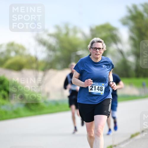 07.04.2024 - 43. Internationalen Wilhelmsburger Insellauf Dr. Thomas Lammeyer http://msf.ph/oto/6049053 07.04.2024 11:13:20 Laufen 2148 meine-sportfotos.de
