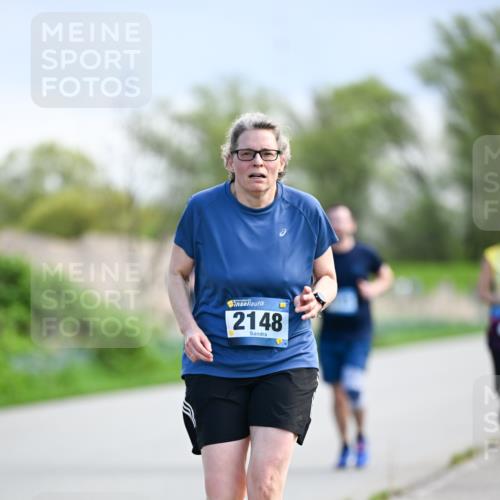 07.04.2024 - 43. Internationalen Wilhelmsburger Insellauf Dr. Thomas Lammeyer http://msf.ph/oto/6049059 07.04.2024 11:13:21 Laufen 2148 meine-sportfotos.de