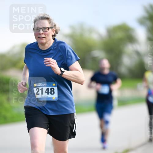 07.04.2024 - 43. Internationalen Wilhelmsburger Insellauf Dr. Thomas Lammeyer http://msf.ph/oto/6049063 07.04.2024 11:13:22 Laufen 2148 meine-sportfotos.de