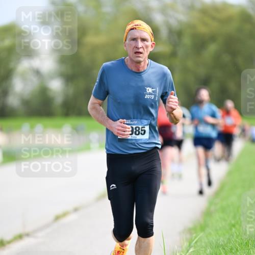 07.04.2024 - 43. Internationalen Wilhelmsburger Insellauf Dr. Thomas Lammeyer http://msf.ph/oto/6049102 07.04.2024 11:13:29 Laufen 985, 2019 meine-sportfotos.de