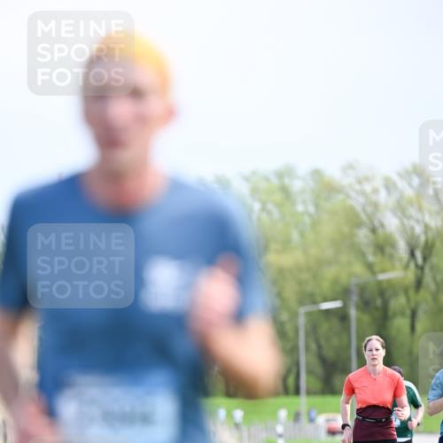 07.04.2024 - 43. Internationalen Wilhelmsburger Insellauf Dr. Thomas Lammeyer http://msf.ph/oto/6049106 07.04.2024 11:13:31 Laufen  meine-sportfotos.de