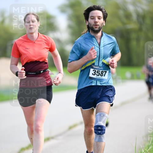 07.04.2024 - 43. Internationalen Wilhelmsburger Insellauf Dr. Thomas Lammeyer http://msf.ph/oto/6049126 07.04.2024 11:13:36 Laufen 43, 3587 meine-sportfotos.de