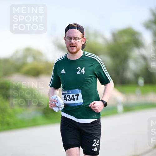 07.04.2024 - 43. Internationalen Wilhelmsburger Insellauf Dr. Thomas Lammeyer http://msf.ph/oto/6049142 07.04.2024 11:13:40 Laufen 24, 4347, 24 meine-sportfotos.de