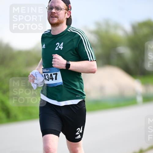 07.04.2024 - 43. Internationalen Wilhelmsburger Insellauf Dr. Thomas Lammeyer http://msf.ph/oto/6049146 07.04.2024 11:13:41 Laufen 4347, 24, 24 meine-sportfotos.de
