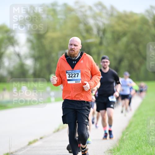 07.04.2024 - 43. Internationalen Wilhelmsburger Insellauf Dr. Thomas Lammeyer http://msf.ph/oto/6049149 07.04.2024 11:13:45 Laufen 3227, 3227 meine-sportfotos.de