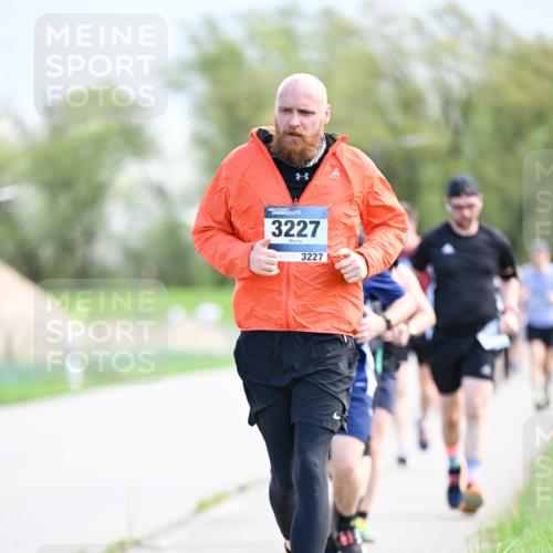 07.04.2024 - 43. Internationalen Wilhelmsburger Insellauf Dr. Thomas Lammeyer http://msf.ph/oto/6049156 07.04.2024 11:13:46 Laufen 3227, 3227 meine-sportfotos.de