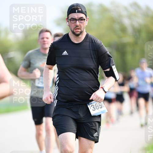 07.04.2024 - 43. Internationalen Wilhelmsburger Insellauf Dr. Thomas Lammeyer http://msf.ph/oto/6049182 07.04.2024 11:13:51 Laufen 369 meine-sportfotos.de
