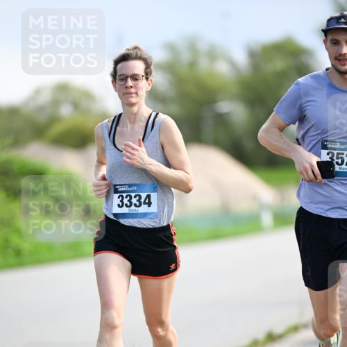 07.04.2024 - 43. Internationalen Wilhelmsburger Insellauf Dr. Thomas Lammeyer http://msf.ph/oto/6049207 07.04.2024 11:13:58 Laufen 3334, 35 meine-sportfotos.de