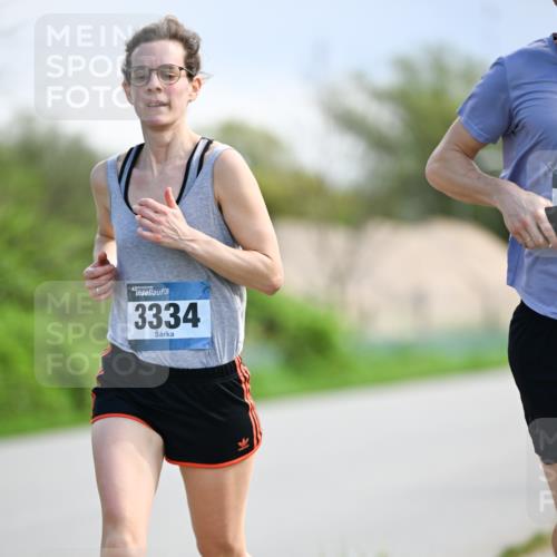 07.04.2024 - 43. Internationalen Wilhelmsburger Insellauf Dr. Thomas Lammeyer http://msf.ph/oto/6049212 07.04.2024 11:13:58 Laufen 3334 meine-sportfotos.de