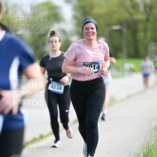 07.04.2024 - 43. Internationalen Wilhelmsburger Insellauf Dr. Thomas Lammeyer http://msf.ph/oto/6049231 07.04.2024 11:14:04 Laufen 4238, 14 meine-sportfotos.de
