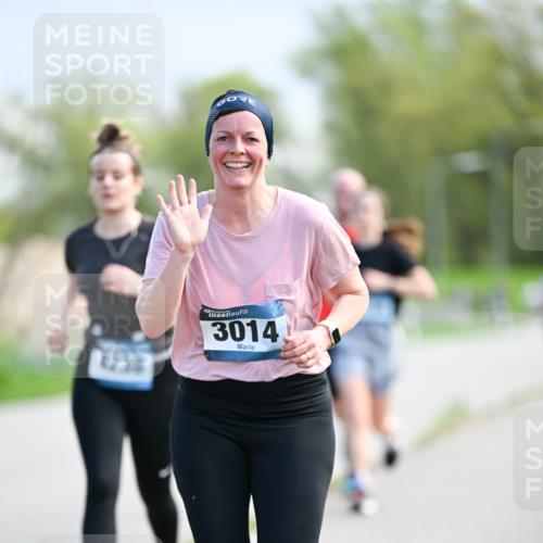 07.04.2024 - 43. Internationalen Wilhelmsburger Insellauf Dr. Thomas Lammeyer http://msf.ph/oto/6049239 07.04.2024 11:14:05 Laufen 4238, 3014 meine-sportfotos.de