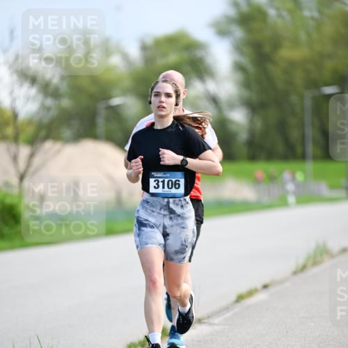 07.04.2024 - 43. Internationalen Wilhelmsburger Insellauf Dr. Thomas Lammeyer http://msf.ph/oto/6049245 07.04.2024 11:14:07 Laufen 3106 meine-sportfotos.de