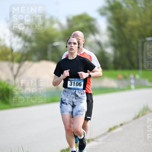 07.04.2024 - 43. Internationalen Wilhelmsburger Insellauf Dr. Thomas Lammeyer http://msf.ph/oto/6049246 07.04.2024 11:14:07 Laufen 3106 meine-sportfotos.de