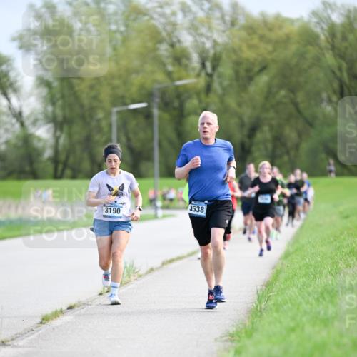 07.04.2024 - 43. Internationalen Wilhelmsburger Insellauf Dr. Thomas Lammeyer http://msf.ph/oto/6049262 07.04.2024 11:14:12 Laufen 3538, 3190 meine-sportfotos.de