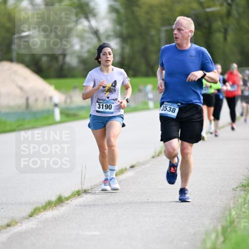 07.04.2024 - 43. Internationalen Wilhelmsburger Insellauf Dr. Thomas Lammeyer http://msf.ph/oto/6049276 07.04.2024 11:14:14 Laufen 3538, 3190 meine-sportfotos.de