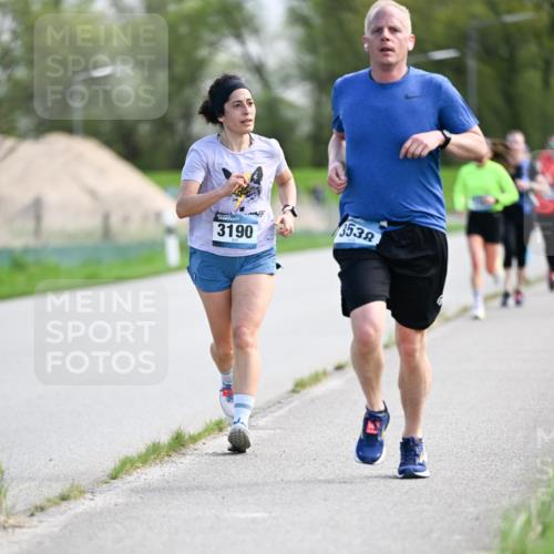 07.04.2024 - 43. Internationalen Wilhelmsburger Insellauf Dr. Thomas Lammeyer http://msf.ph/oto/6049282 07.04.2024 11:14:15 Laufen 3190, 3538 meine-sportfotos.de