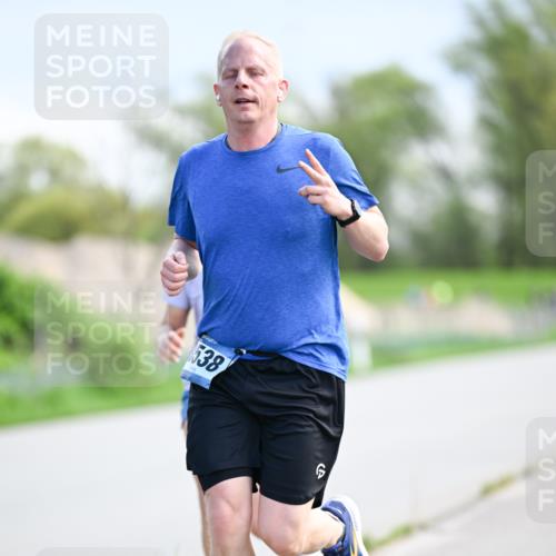 07.04.2024 - 43. Internationalen Wilhelmsburger Insellauf Dr. Thomas Lammeyer http://msf.ph/oto/6049291 07.04.2024 11:14:17 Laufen 538 meine-sportfotos.de