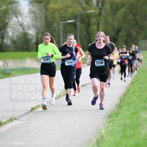07.04.2024 - 43. Internationalen Wilhelmsburger Insellauf Dr. Thomas Lammeyer http://msf.ph/oto/6049301 07.04.2024 11:14:20 Laufen 2364, 3959, 2596 meine-sportfotos.de
