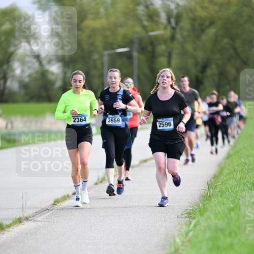 07.04.2024 - 43. Internationalen Wilhelmsburger Insellauf Dr. Thomas Lammeyer http://msf.ph/oto/6049303 07.04.2024 11:14:20 Laufen 2364, 3959, 2596 meine-sportfotos.de