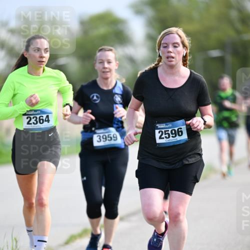 07.04.2024 - 43. Internationalen Wilhelmsburger Insellauf Dr. Thomas Lammeyer http://msf.ph/oto/6049325 07.04.2024 11:14:24 Laufen 2364, 3959, 2596 meine-sportfotos.de