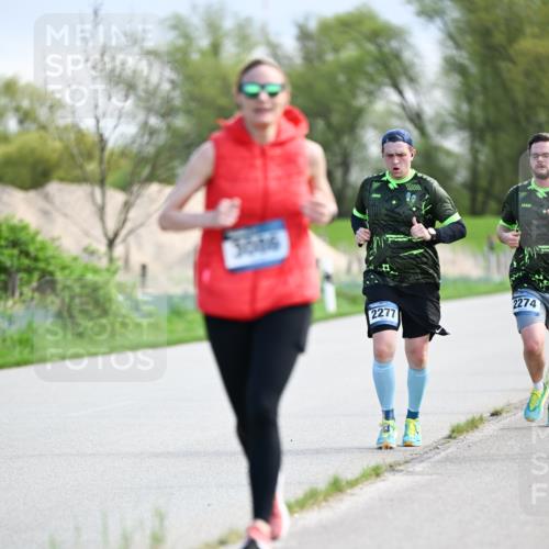 07.04.2024 - 43. Internationalen Wilhelmsburger Insellauf Dr. Thomas Lammeyer http://msf.ph/oto/6049339 07.04.2024 11:14:27 Laufen 310016, 2277, 2274 meine-sportfotos.de