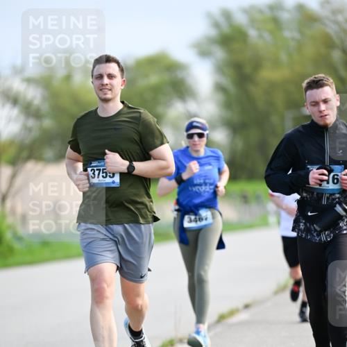 07.04.2024 - 43. Internationalen Wilhelmsburger Insellauf Dr. Thomas Lammeyer http://msf.ph/oto/6049388 07.04.2024 11:14:39 Laufen 375, 3467, 6 meine-sportfotos.de
